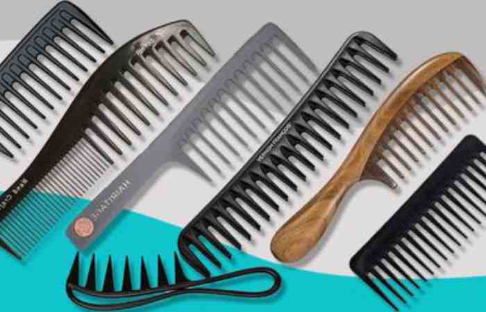 types of wide tooth combs for curly hair