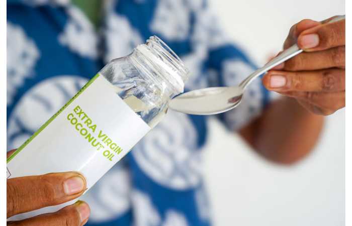 oil Pulling for cleaner teeth