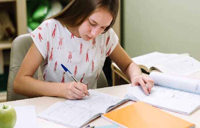 Lip Liners & Pencils Write for Us